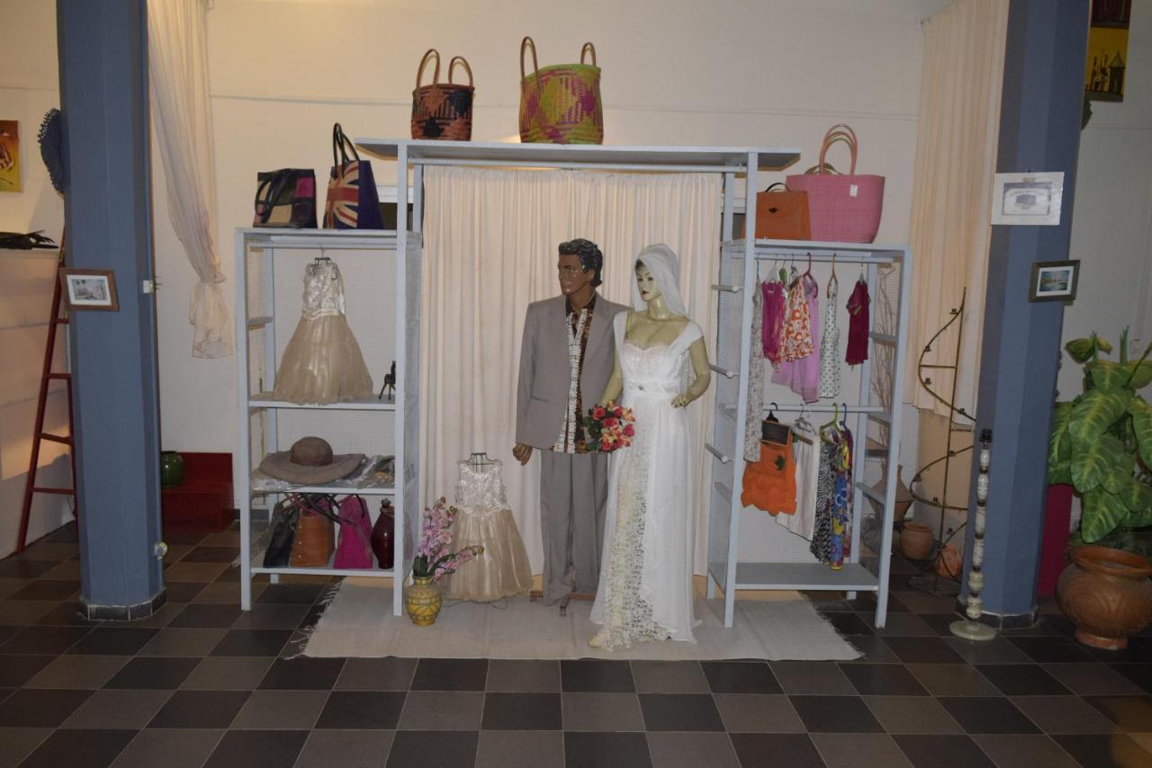 Hôtel Fana à Dakar Extérieur photo