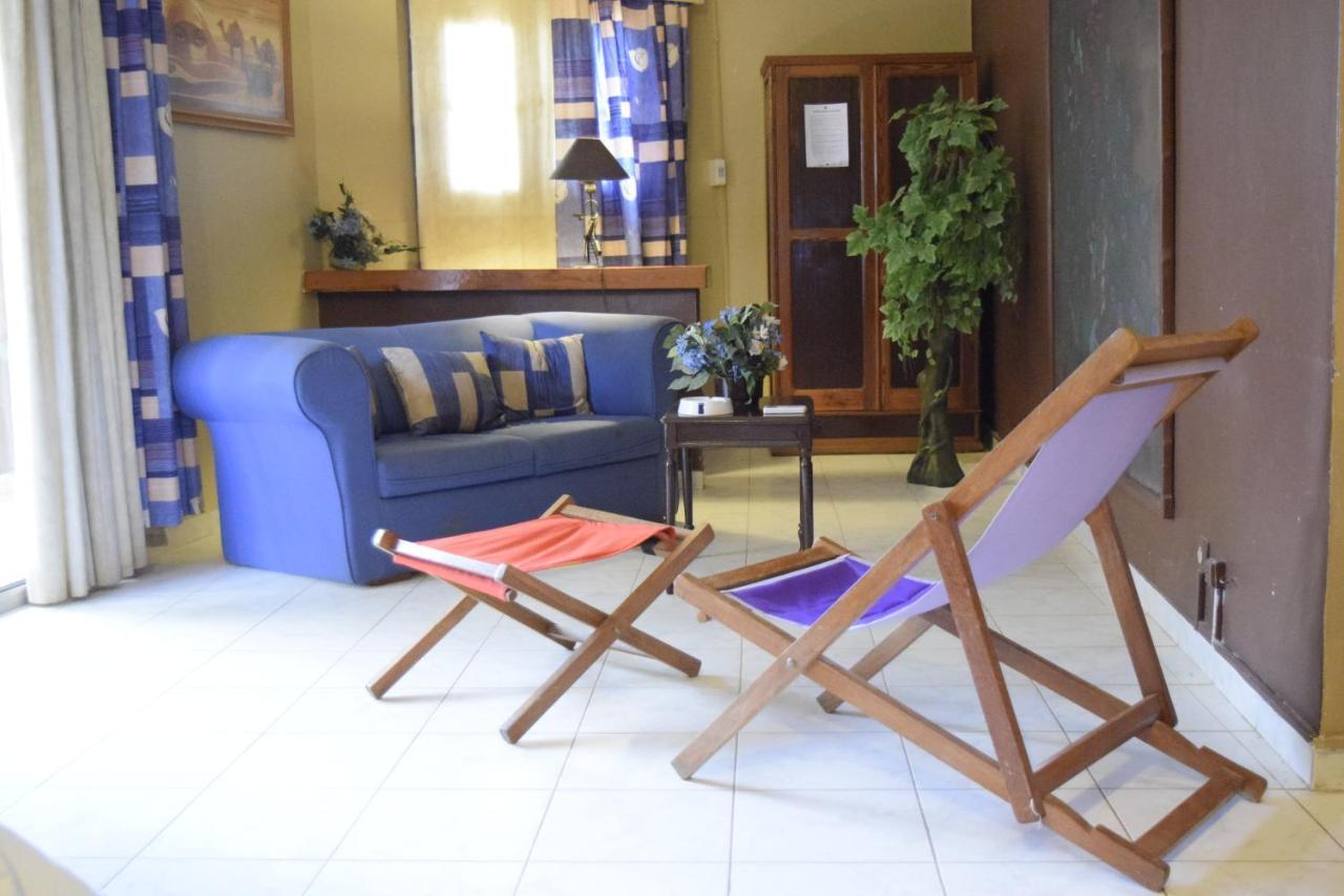 Hôtel Fana à Dakar Extérieur photo