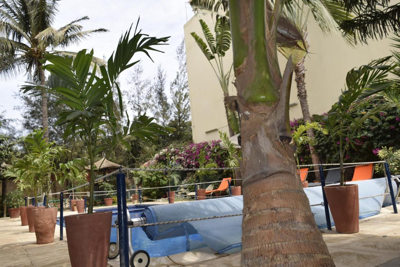 Hôtel Fana à Dakar Extérieur photo