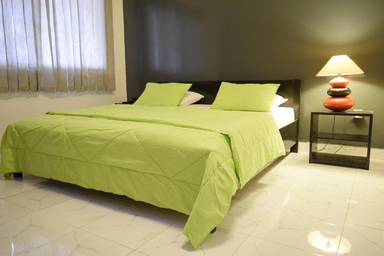 Hôtel Fana à Dakar Extérieur photo