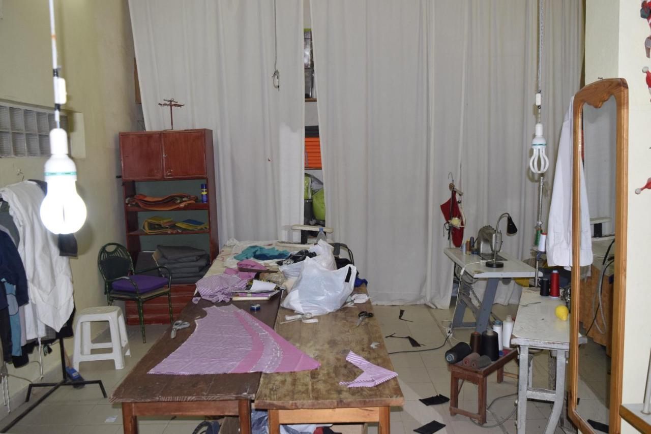 Hôtel Fana à Dakar Extérieur photo